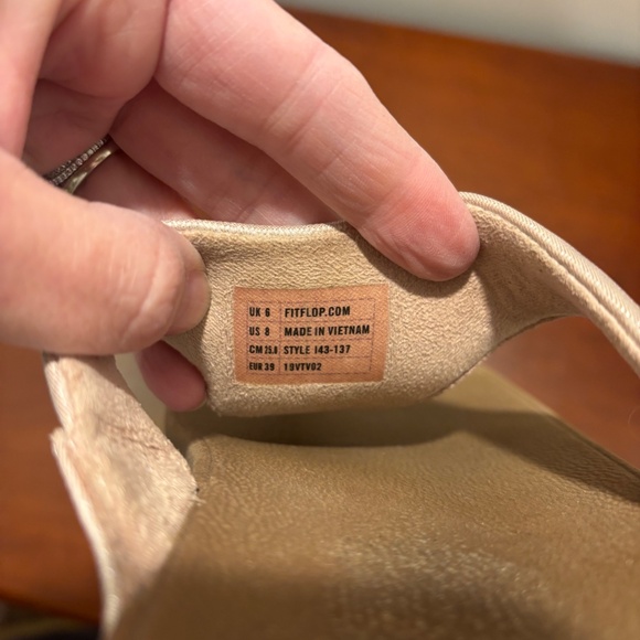 Fitflop Thong Sandals Flip Flops Rose Gold Size 8 - Picture 7 of 7